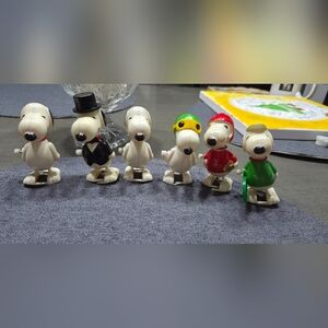 Snoopy Action Figures Set - Multicolor